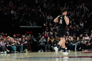 yl23455永利官网-准备回去打混音季后赛吧…杨瀚森本场被DNP 赛季第20次被DNP