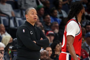 yl23455永利官网-上不去下不来！快船正式无缘前六 携手开拓者、勇士锁定附加赛