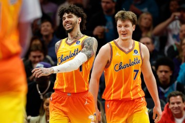 yl23455永利官网-克尼佩尔&amp;三球包揽本赛季三分榜前二 联盟历史第2对&amp;仅次于水花